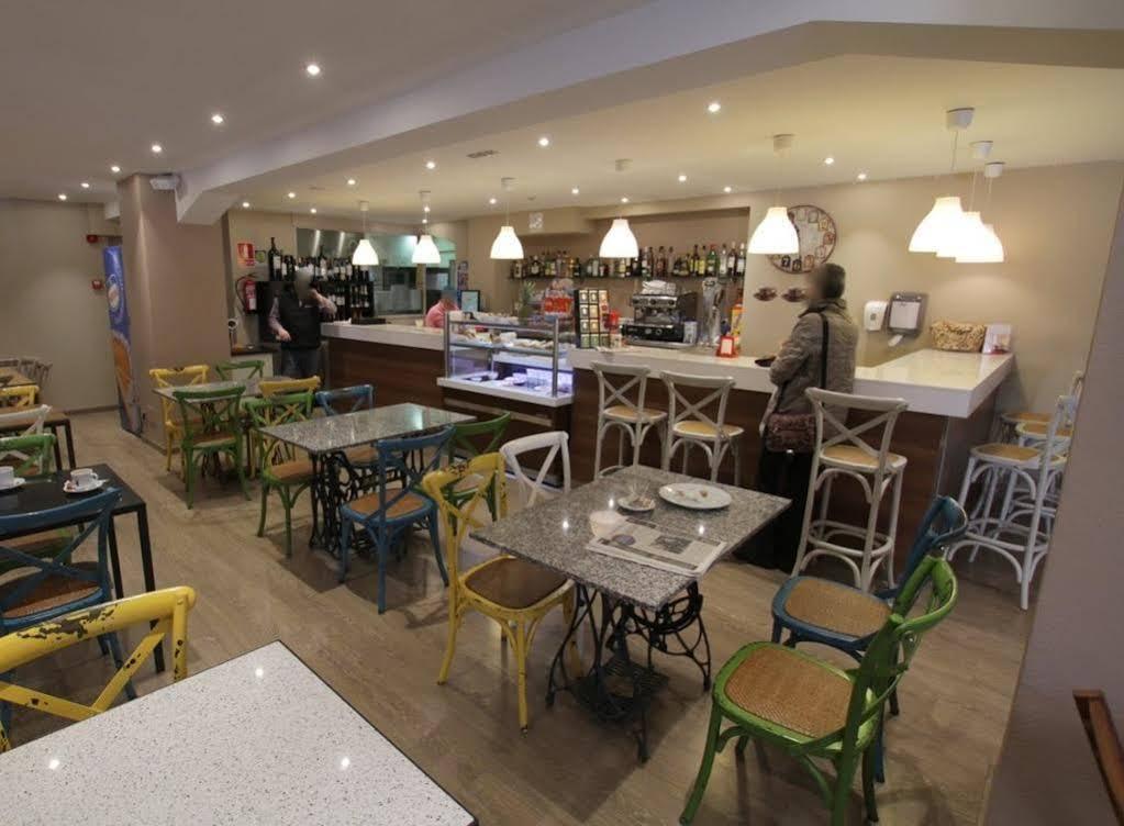 Aparthotel Iceberg Sant Julia de Loria Ngoại thất bức ảnh