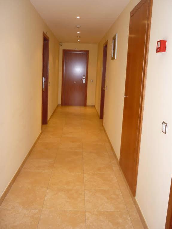 Aparthotel Iceberg Sant Julia de Loria Ngoại thất bức ảnh