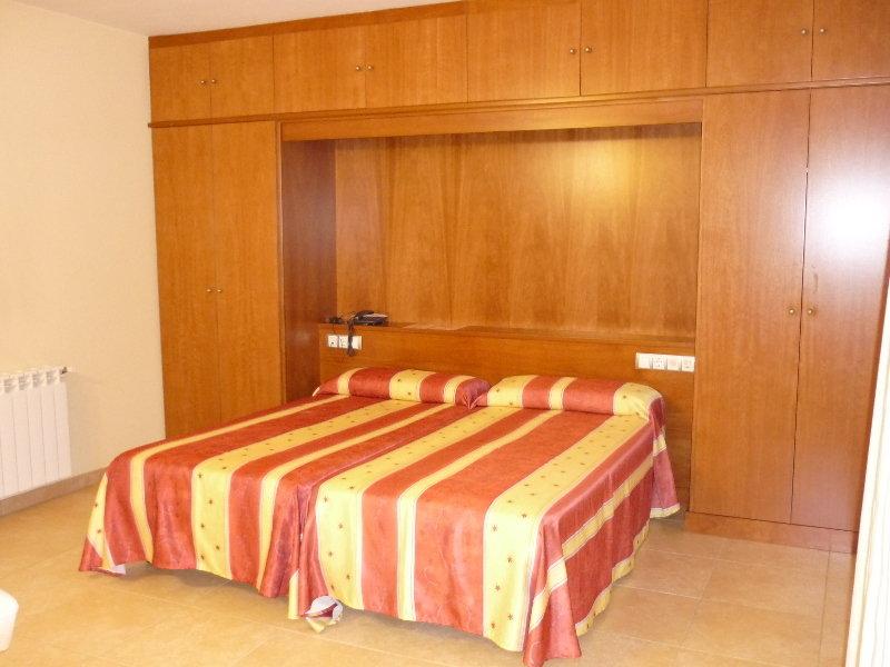 Aparthotel Iceberg Sant Julia de Loria Ngoại thất bức ảnh
